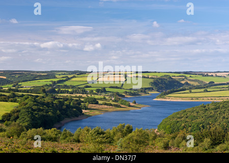 Lac de Wimbleball Haddon Hill, parc national d'Exmoor, Somerset, Angleterre. L'automne (septembre) 2013. Banque D'Images