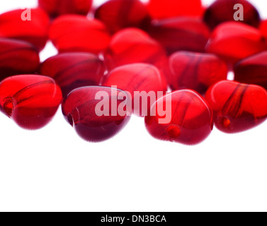 Red Heart beads isolated on white Banque D'Images