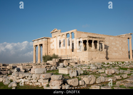 Grèce, Athènes, acropole. Erectheum, portique de cariatides. Banque D'Images