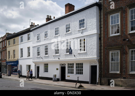 Le nouveau centre de la Couronne peint à Devizes UK Banque D'Images