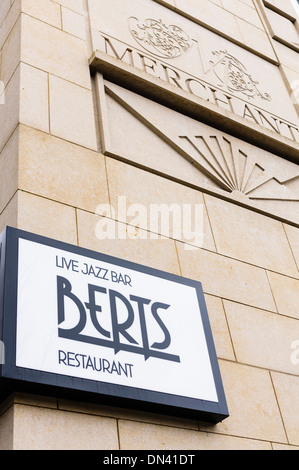 Berts Jazz Bar et Restaurant, une partie de la marine marchande, l'hôtel Belfast Banque D'Images