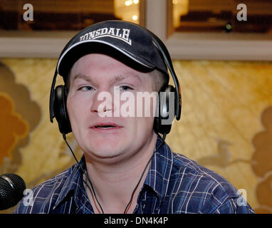 15 Sep 2006, à Las Vegas, NV, USA ; Ricky Hatton Boxer visite la salle de presse pour l'Marco Antonio Barerra contre Rocky Juarez 2 bout au MGM Grand de Las Vegas. Crédit obligatoire : Photo par Rob DeLorenzo/ZUMA Press. (©) Copyright 2006 par Rob DeLorenzo Banque D'Images