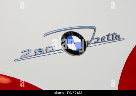 Le lettrage sur une voiture avec logo, BMW Isetta 250 Banque D'Images