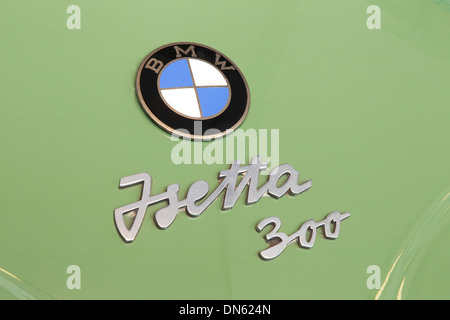 Le lettrage sur une voiture avec logo, BMW Isetta 300 Banque D'Images