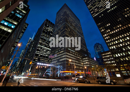 La 6ème Avenue, Midtown, Manhattan, New York City, USA Banque D'Images