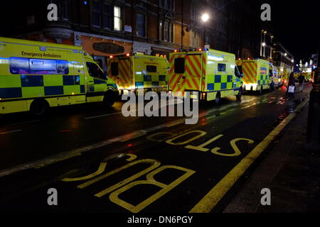 Londres, Royaume-Uni. 31/12/19 Accident au théâtre Apollo, Shaftesbury Avenue, Londres lorsqu'un plafond s'effondre lors d'une performance. Plus de 80 personnes ont été blessées. Megawhat Crédit : Rachel/Alamy Live News Banque D'Images