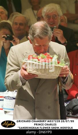 28 juillet 1999 - Grande-Bretagne - 28/07/99 .LE PRINCE CHARLES .''SANDRINGHAM FLOWER SHOW'',NORFOLK(Image Crédit : © Globe Photos/ZUMAPRESS.com) Banque D'Images