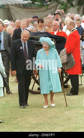 28 juillet 1999 - Grande-Bretagne - 28/07/99 .La reine mère .''SANDRINGHAM FLOWER SHOW'',NORFOLK(Image Crédit : © Globe Photos/ZUMAPRESS.com) Banque D'Images