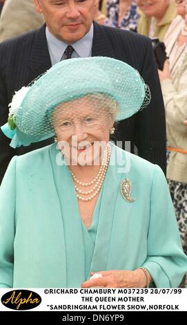 28 juillet 1999 - Grande-Bretagne - 28/07/99 .La reine mère .''SANDRINGHAM FLOWER SHOW'',NORFOLK(Image Crédit : © Globe Photos/ZUMAPRESS.com) Banque D'Images