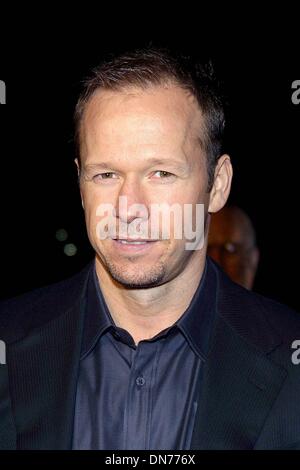 16 octobre 2002 - Los Angeles, Californie, USA - Donnie Wahlberg ..K26766TR PREMIÈRE MONDIALE ''LA VÉRITÉ SUR CHARLIE''.L'ACADEMY OF MOTION PICTURE ARTS AND SCIENCES, BEVERLY HILLS, CA.16 octobre 2002. TOM RODRIGUEZ/(2002 Image Crédit : © Globe Photos/ZUMAPRESS.com) Banque D'Images