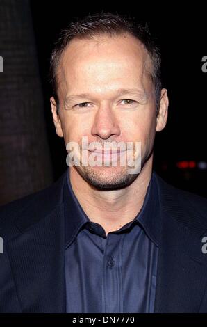 16 octobre 2002 - Los Angeles, Californie, USA - Donnie Wahlberg ..K26766TR PREMIÈRE MONDIALE ''LA VÉRITÉ SUR CHARLIE''.L'ACADEMY OF MOTION PICTURE ARTS AND SCIENCES, BEVERLY HILLS, CA.16 octobre 2002. TOM RODRIGUEZ/(2002 Image Crédit : © Globe Photos/ZUMAPRESS.com) Banque D'Images