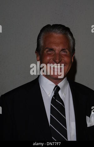 24 novembre 2002 - Los Angeles, Californie, USA - GEORGE HAMILTON ..K27298TR NORBY WALTER'S 21ST ANNUEL AVANT-FÊTE DE NOËL.LE FRIARS CLUB, Los Angeles, CA.nov. 24, 2002. TOM RODRIGUEZ/ 2002.(Image Crédit : © Globe Photos/ZUMAPRESS.com) Banque D'Images