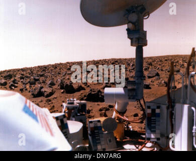 3 août 1976 - VIKING II SUR LA SURFACE DE MARS.09/03/1976.FOURNI PAR LA NASA / / 1976.VIKING II(Image Crédit : © Globe Photos/ZUMAPRESS.com) Banque D'Images