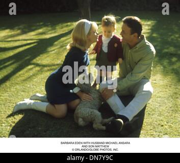 27 juin 2001 - BARBARA EDEN AVEC MARI MICHAEL ANSARA.ET SON FILS MATTHEW.Â© Orlando/(Image Crédit : © Globe Photos/ZUMAPRESS.com) Banque D'Images