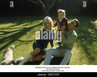 27 juin 2001 - BARBARA EDEN AVEC MARI MICHAEL ANSARA.ET SON FILS MATTHEW.Â© Orlando/(Image Crédit : © Globe Photos/ZUMAPRESS.com) Banque D'Images