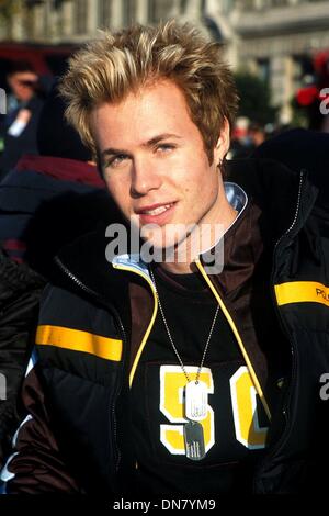 Le 26 novembre 2001 - K23481L : 11/22/01.Le 75 e congrès annuel de Macy's Thanksgiving Day Parade À NEW YORK..ASHLEY ANGEL. HENRY McGEE/(2001 Image : © Crédit Photos Globe/ZUMAPRESS.com) Banque D'Images