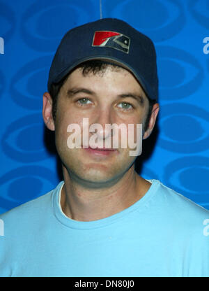 16 juillet 2002 - Pasadena, CA, USA - ANTHONY CLARK.CBS Summer Press Tour Party.Pasadena, CA 7/15/02. Lockwood. 2002 K2109LOC(Image Crédit : © Globe Photos/ZUMAPRESS.com) Banque D'Images