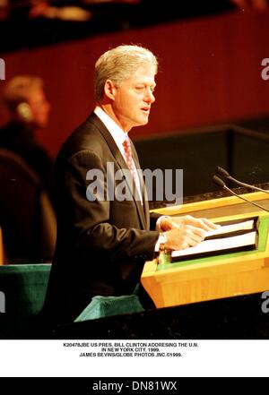 Le 7 janvier, 2001 - K20478US JBE PRÉS. BILL CLINTON L'adressage.L'ONU À NEW YORK. 1999..JAMES BEVINS/ 1999.(Image Crédit : © Globe Photos/ZUMAPRESS.com) Banque D'Images