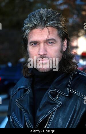 Le 26 novembre 2001 - K23481L : 11/22/01.Le 75 e congrès annuel de Macy's Thanksgiving Day Parade À NEW YORK..BILLY RAY CYRUS. HENRY McGEE/(2001 Image : © Crédit Photos Globe/ZUMAPRESS.com) Banque D'Images