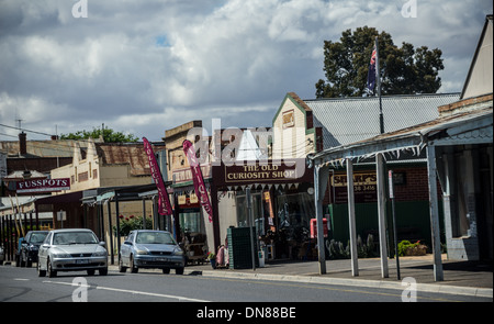 Pays rural de Chiltern ville du nord de Victoria, rue main Banque D'Images