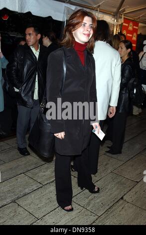 13 mai 2002 - K25069AR : ''L'IMPORTANCE D'ÊTRE CONSTANT'' EN PREMIÈRE MONDIALE AU THÉÂTRE DE PARIS À NEW YORK 05/13/02. ANDREA 2002 RENAULT/.HEATHER MATARAZZO(Credit Image : © Globe Photos/ZUMAPRESS.com) Banque D'Images