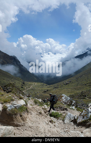 Le sentier de randonnée de Salkantay à Machu Picchu Banque D'Images