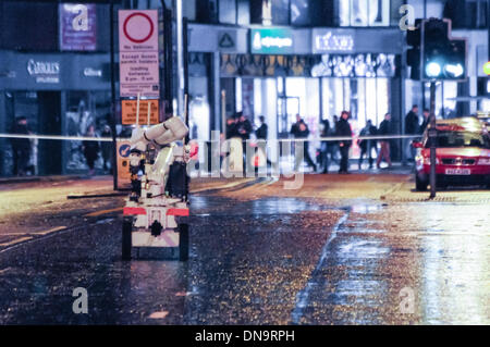 Northrop Grumman Remotec robot Andros utilisés par les unités de neutralisation des bombes dans le monde entier pour désamorcer les bombes et les IED en utilisation sur une rue Belfast Banque D'Images