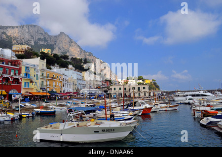 Le port de Capri, Italie Banque D'Images