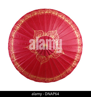 Papier oriental rouge parapluie, parasol japonais isolé sur fond blanc avec clipping path Banque D'Images