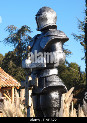 Statue de chevalier Samurai en armure complète Banque D'Images