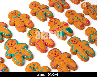 Gingerbread cookies isolé sur fond blanc Banque D'Images