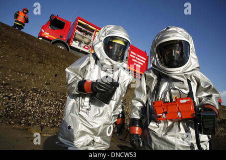 Fire team spécialisé dans l'industrie chimique, biologique, radiologique et nucléaire (CBRN de la défense la défense ou DCBRN) Banque D'Images