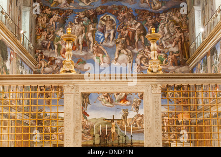 Dans les coulisses de la Chapelle Sixtine, le 13 mars 2013, alors qu’elle se prépare au conclave qui accueille le Pape François. Banque D'Images