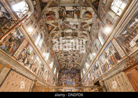 Dans les coulisses de la Chapelle Sixtine, le 13 mars 2013, alors qu’elle se prépare au conclave qui accueille le Pape François. Banque D'Images