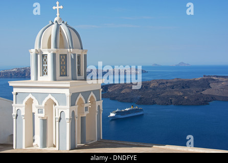 Santorin (thira), CYCLADES, en Grèce. Une vue de la colline de Firostephani près de Fira. L'année 2013. Banque D'Images