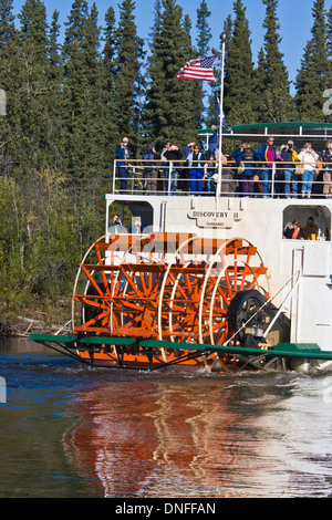 Promenade en bateau à aubes sur la rivière Chena près de Fairbanks, en Alaska. Banque D'Images