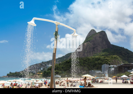 La plage d'Ipanema à Rio de Janeiro, Brésil Banque D'Images