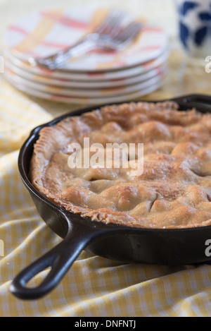 Tarte à la poêle en fonte Banque D'Images