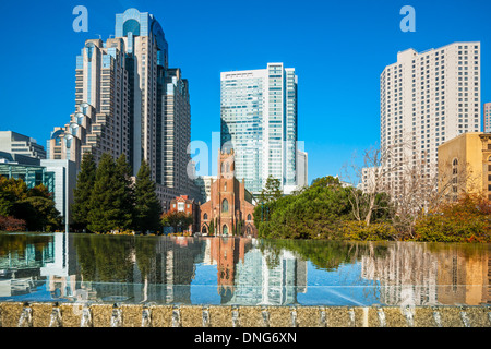 Les jardins Yerba Buena de San Francisco, Californie, USA. Banque D'Images