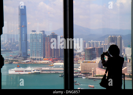 Hong Kong Chine,Hong Kong,Asie,chinois,oriental,île,WAN Chai,Central Plaza,gratte-ciel de hauteur gratte-ciel bâtiments gratte-ciel, bâtiments, ville s Banque D'Images