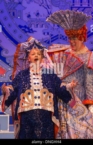 Une séance de photos pour la marque Aladdin Panto avec Jo et Matthew Kelly au nouveau théâtre de Wimbledon, Wimbledon, Londres Banque D'Images