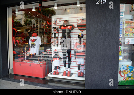 Flamengo FC officiel vêtements sports ( Clube de Regatas do Flamengo) à Rio de Janeiro, Brésil. Banque D'Images