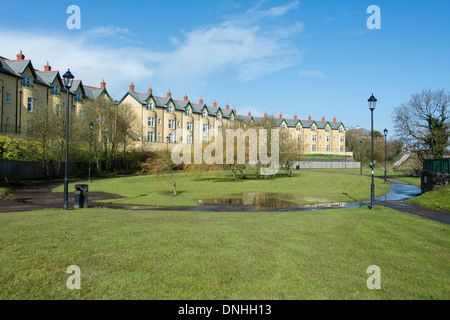 De nouvelles maisons dans le comté d'Antrim Bushmills Banque D'Images