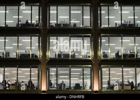 Office building at Night,Londres,Angleterre Banque D'Images