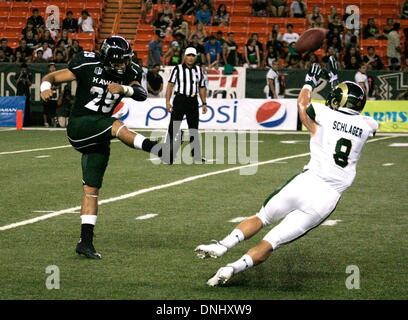 Honolulu, HI, USA. 26Th Oct, 2013. Le 26 octobre 2013 - Hawaii Warriors wide receiver Scott Smith (29) plates au cours de l'action entre la Colorado State Rams et Hawaii Rainbow Warriors à l'Aloha Stadium d'Honolulu, HI. © csm/Alamy Live News Banque D'Images