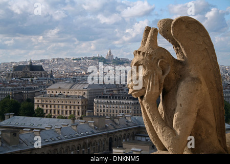 Gargoyle sur Cathédrale Notre Dame de Paris Banque D'Images