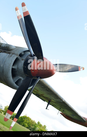 Bombardier Avro Shackleton l'aéronef de surveillance britannique et détail Banque D'Images