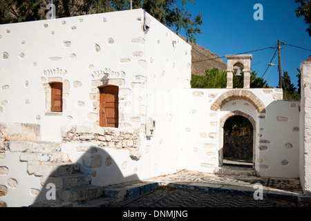 Haïti, île de Tilos, Inselhauptort Megalo Chorio, verlassenes Kloster am Dorffriedhof Banque D'Images