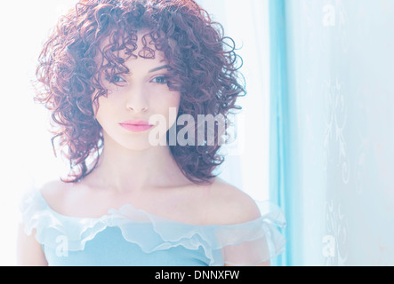 Portrait of beautiful brunette woman Banque D'Images