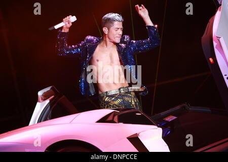 Guangzhou, Chine. Dec 29, 2013. Aaron Kwok détient les concerts à Guangzhou, Chine Le dimanche 29 décembre 2013. © TopPhoto/Alamy Live News Banque D'Images